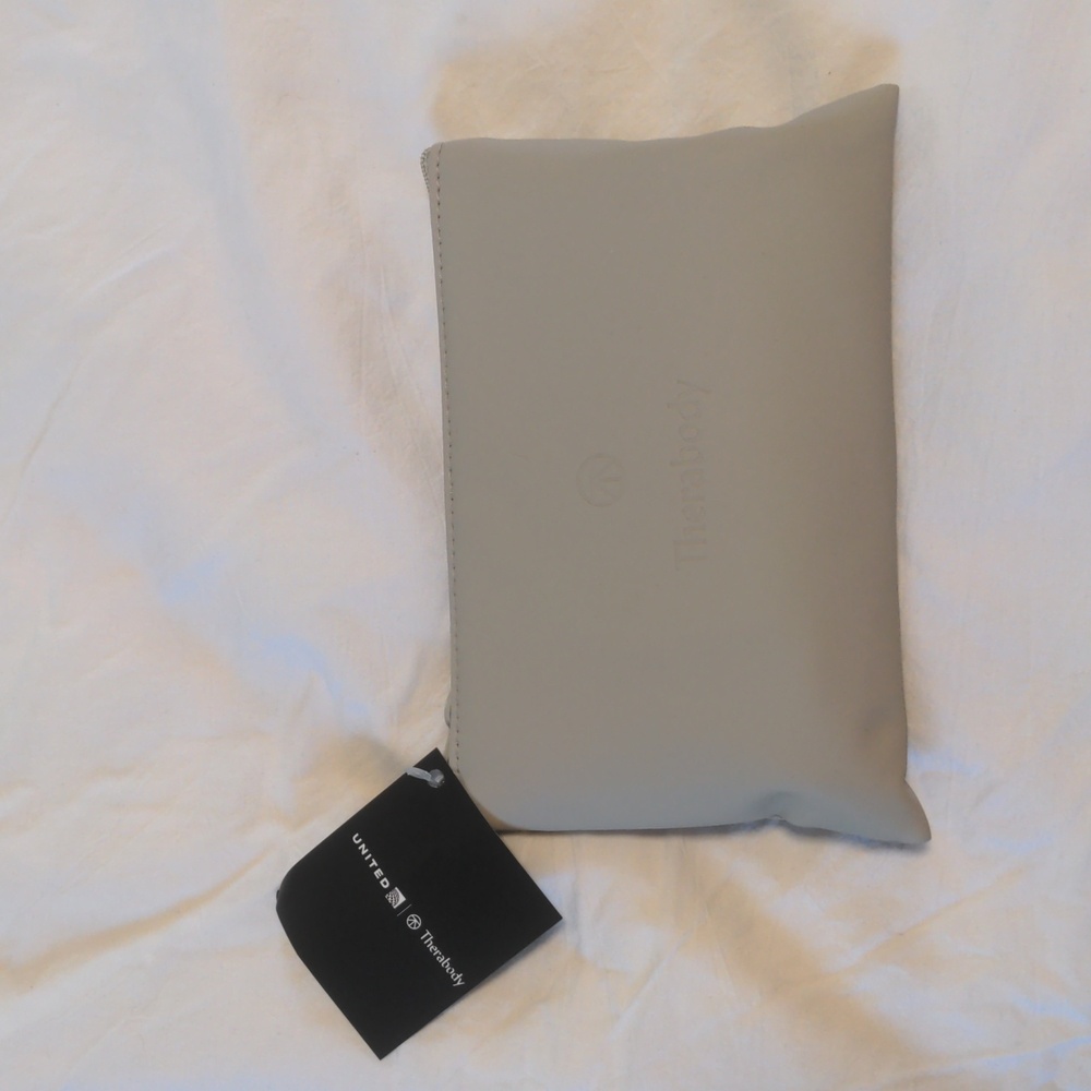 United Airlines Amenity Kit